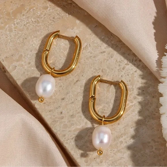 New 18K Freshwater Pearl Drop U Shape Earrings, wonderful Earrings, wow Earrings - Picture 3 of 7